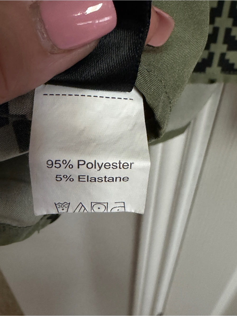 SHEIN Olive Green Blouse with Black Geometric Print - Picture 4 of 6